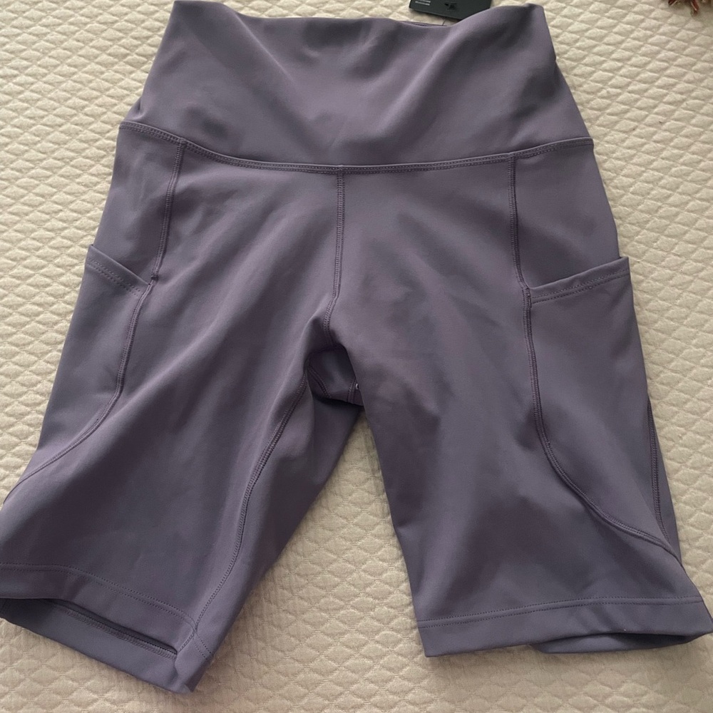 New Nike Dry Fit sz sm